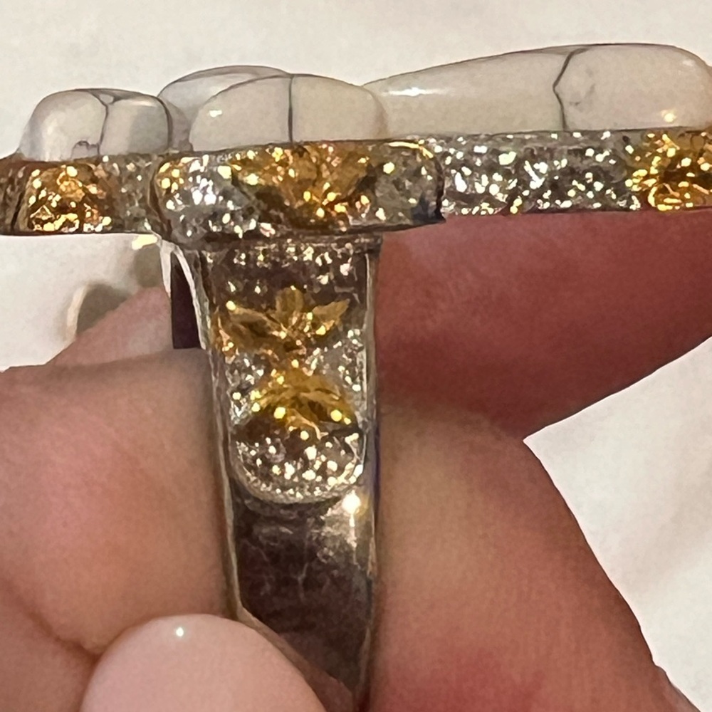 ~SET~ White marbled and Gold Cross Pendant and Ring Sz 11 - Picture 5 of 7